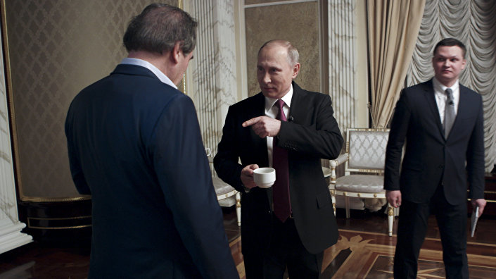 Оливер Стоун и Владимир Путин током интервјуа